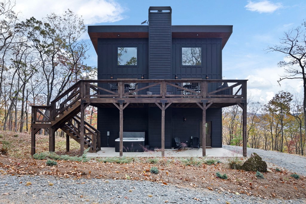 1250 Lost Forest Road
