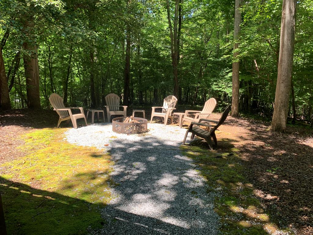 1637 Townsend Mill Road