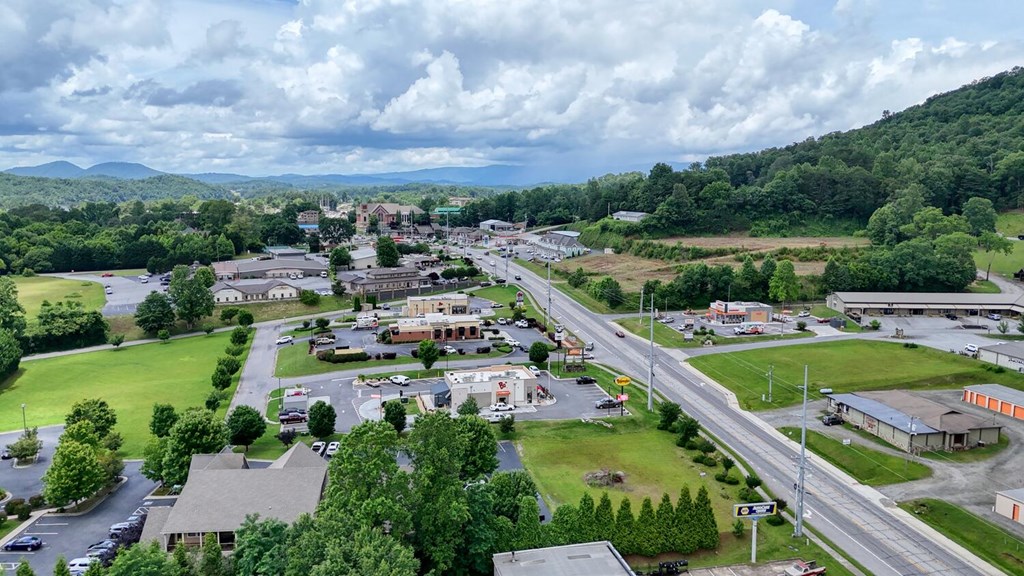 TR 3 Four Seasons Village