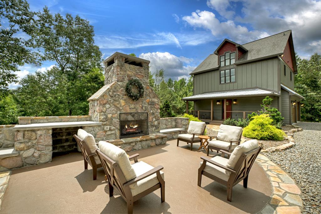 683 Talona Mountain Road