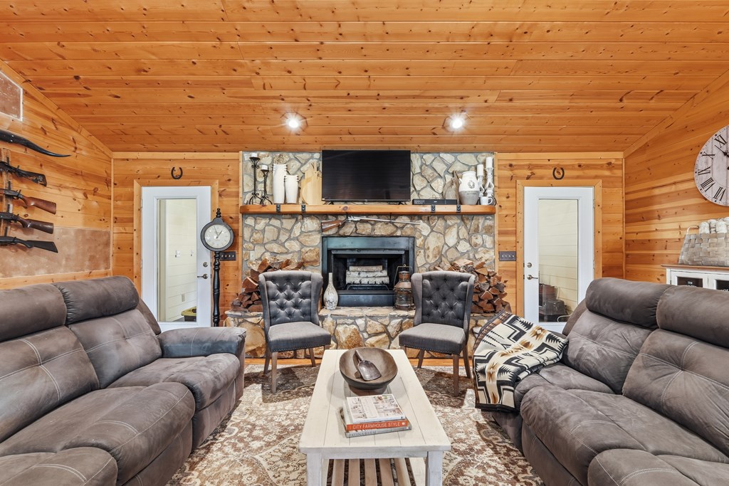 288 Happy Valley Drive