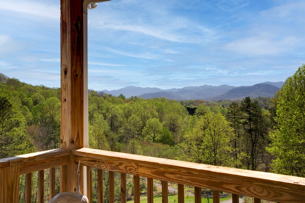 105 Sharons Valley Drive