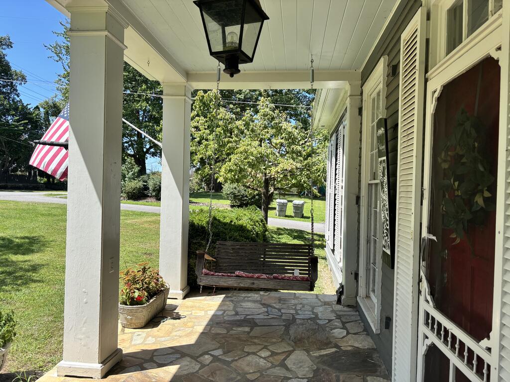 55 Aquone Road