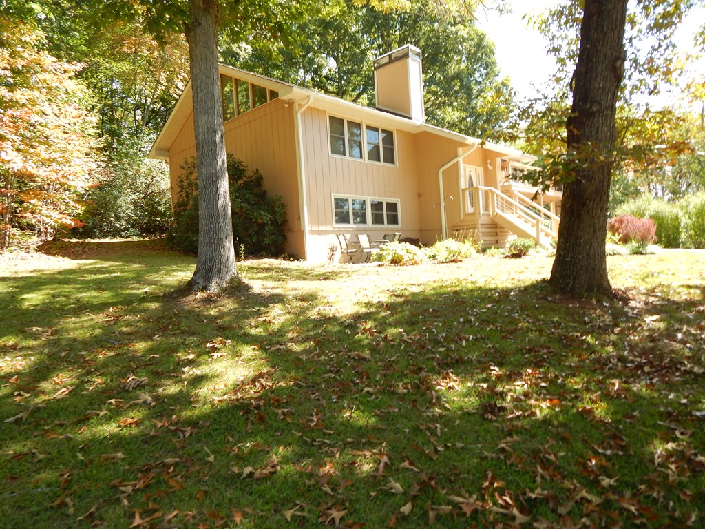381 Hidden Lakeview Circle