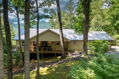 A home in Hayesville