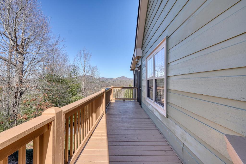 6129 Ruth Drive