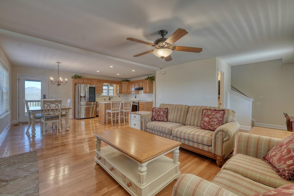 6129 Ruth Drive