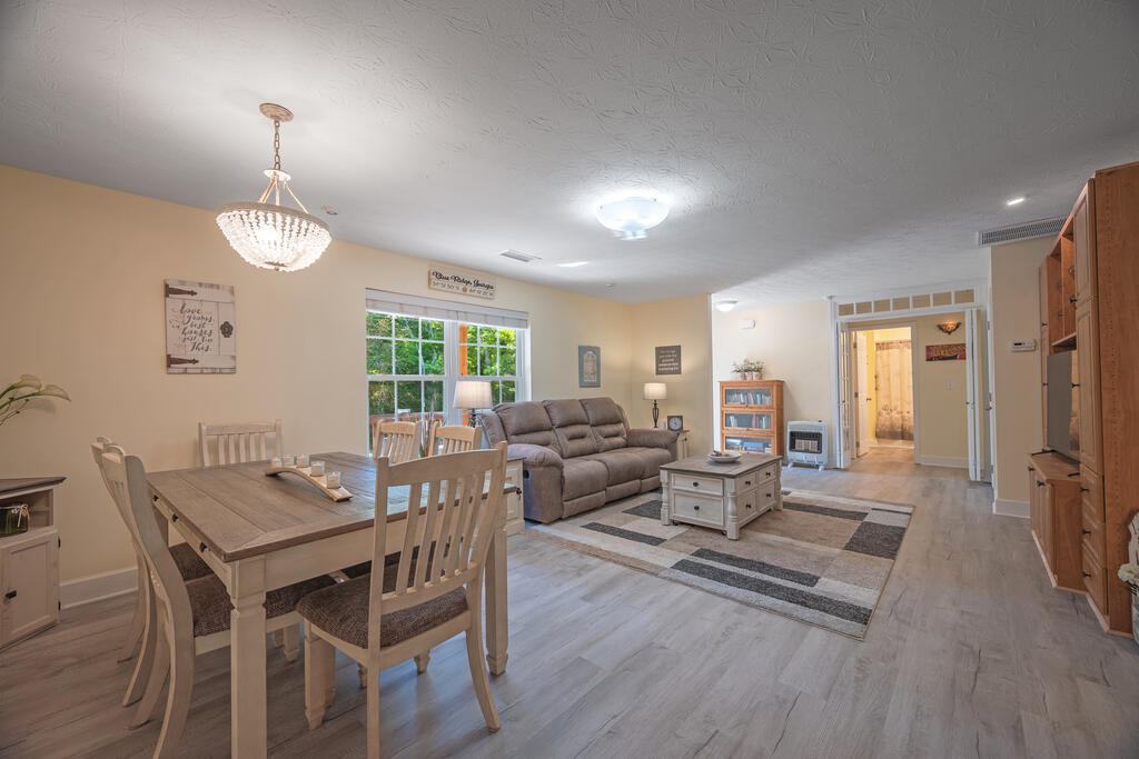 207 Dogwood Drive
