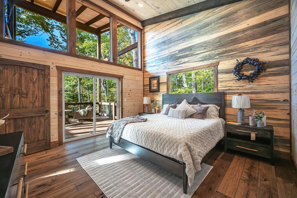 286 Mountain Ridge