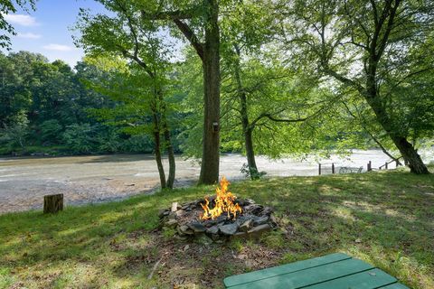 A home in Ellijay