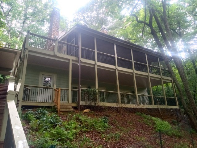 987 Lazy River Lane