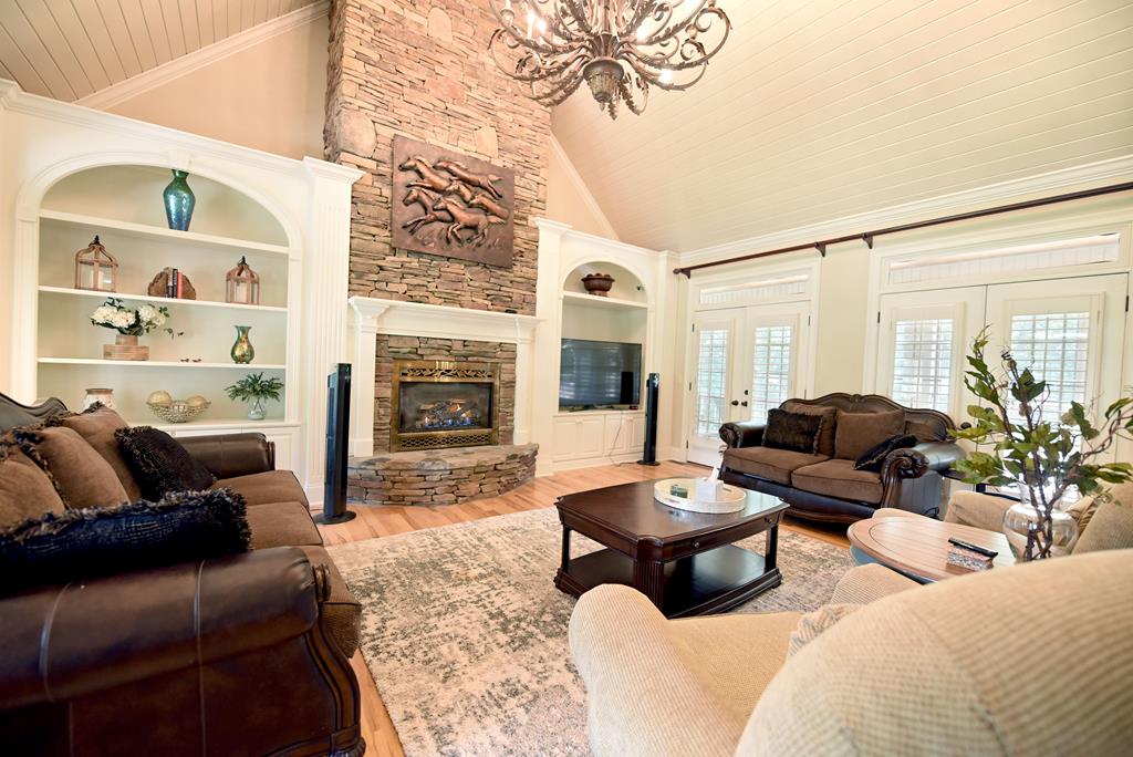 371 Coosa Way