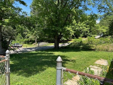 A home in Mccaysville