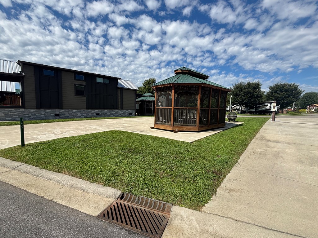 166 Foggy Mountain Road