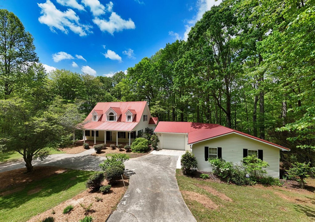 4200 Bobbie Lane