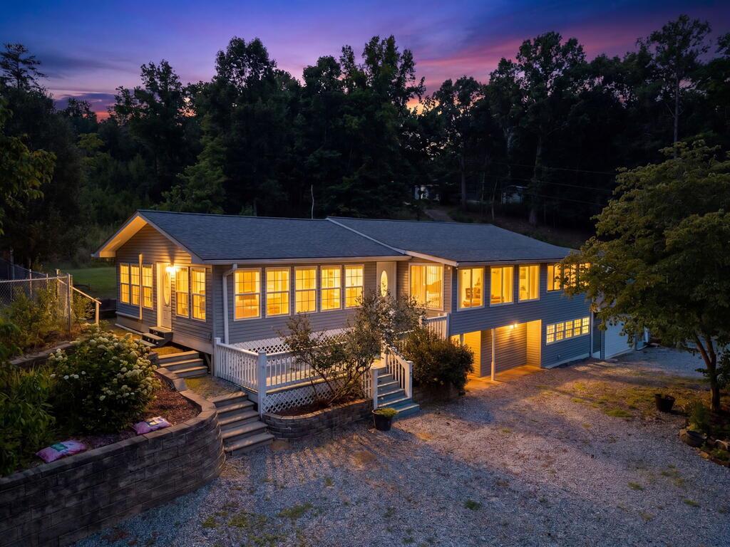 3514 Old Hwy 64 W