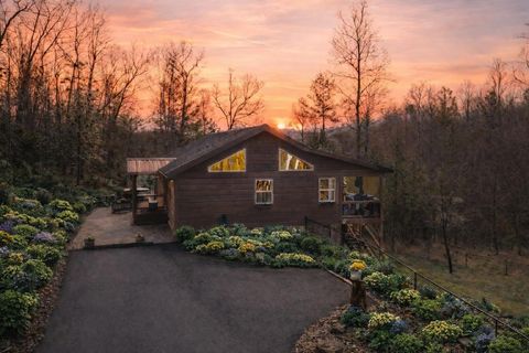 1220 Burger Road Murphy NC 28906