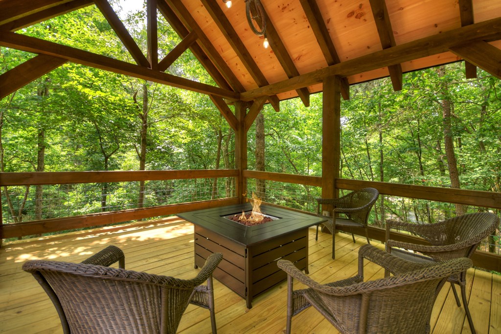 179 Huckleberry Lane