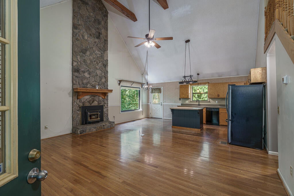 1054 Dickey Road