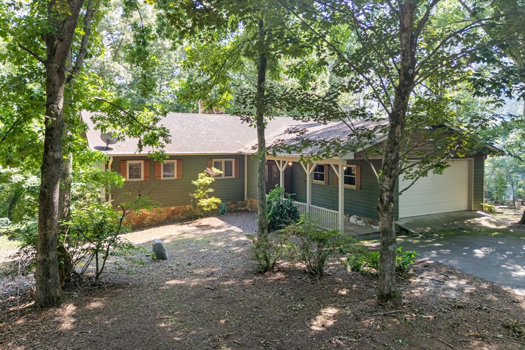 31 Hilltop Drive