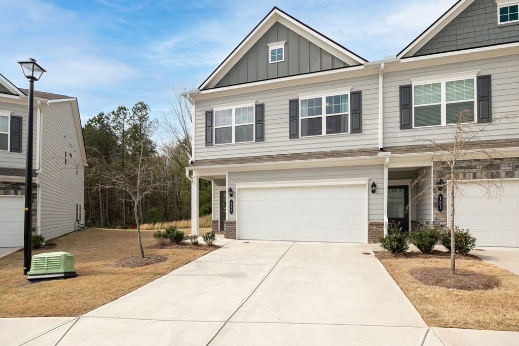 117 Pinnacle Way