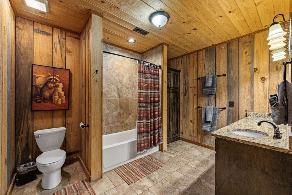 Blue Ridge, Georgia, 30513, United States, 4 Bedrooms Bedrooms, ,3 BathroomsBathrooms,Residential,Active,2041540