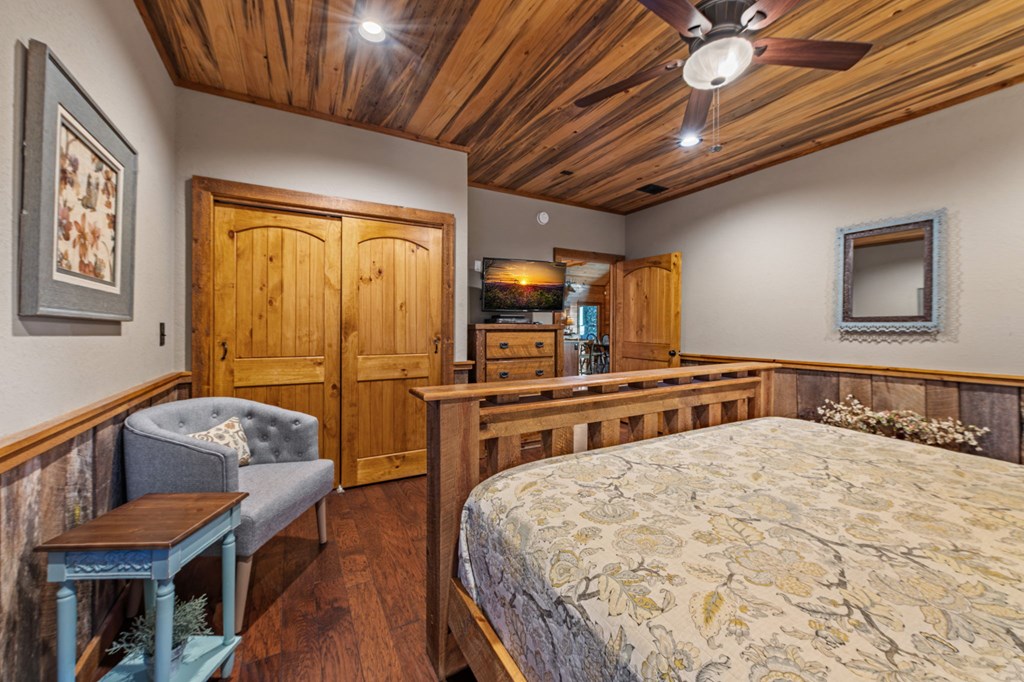 Blue Ridge, Georgia, 30513, United States, 4 Bedrooms Bedrooms, ,3 BathroomsBathrooms,Residential,Active,2041540