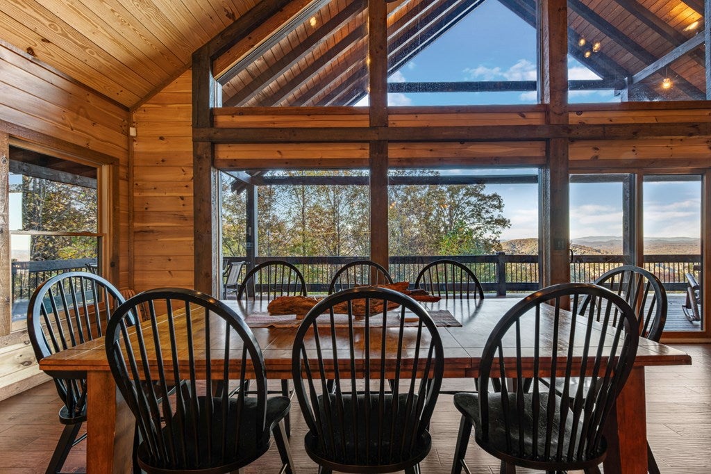 Blue Ridge, Georgia, 30513, United States, 4 Bedrooms Bedrooms, ,3 BathroomsBathrooms,Residential,Active,2041540