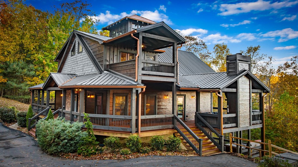 Blue Ridge, Georgia, 30513, United States, 4 Bedrooms Bedrooms, ,3 BathroomsBathrooms,Residential,Active,2041540