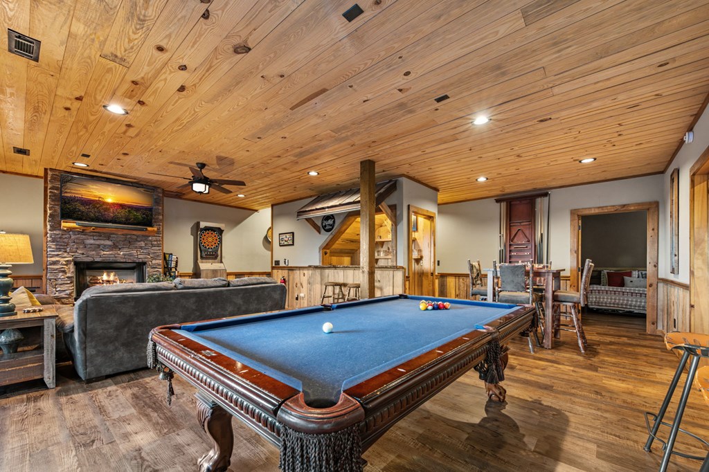 Blue Ridge, Georgia, 30513, United States, 4 Bedrooms Bedrooms, ,3 BathroomsBathrooms,Residential,Active,2041540