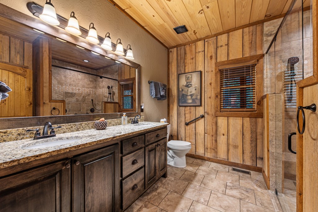 Blue Ridge, Georgia, 30513, United States, 4 Bedrooms Bedrooms, ,3 BathroomsBathrooms,Residential,Active,2041540