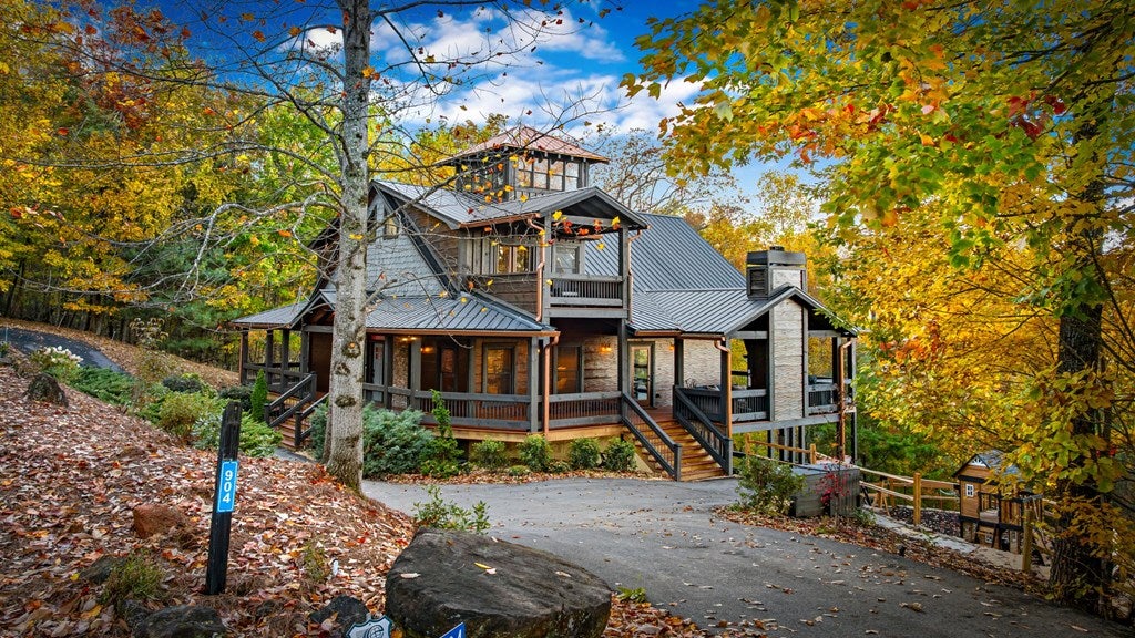 Blue Ridge, Georgia, 30513, United States, 4 Bedrooms Bedrooms, ,3 BathroomsBathrooms,Residential,Active,2041540