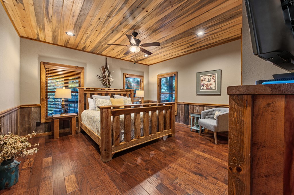 Blue Ridge, Georgia, 30513, United States, 4 Bedrooms Bedrooms, ,3 BathroomsBathrooms,Residential,Active,2041540
