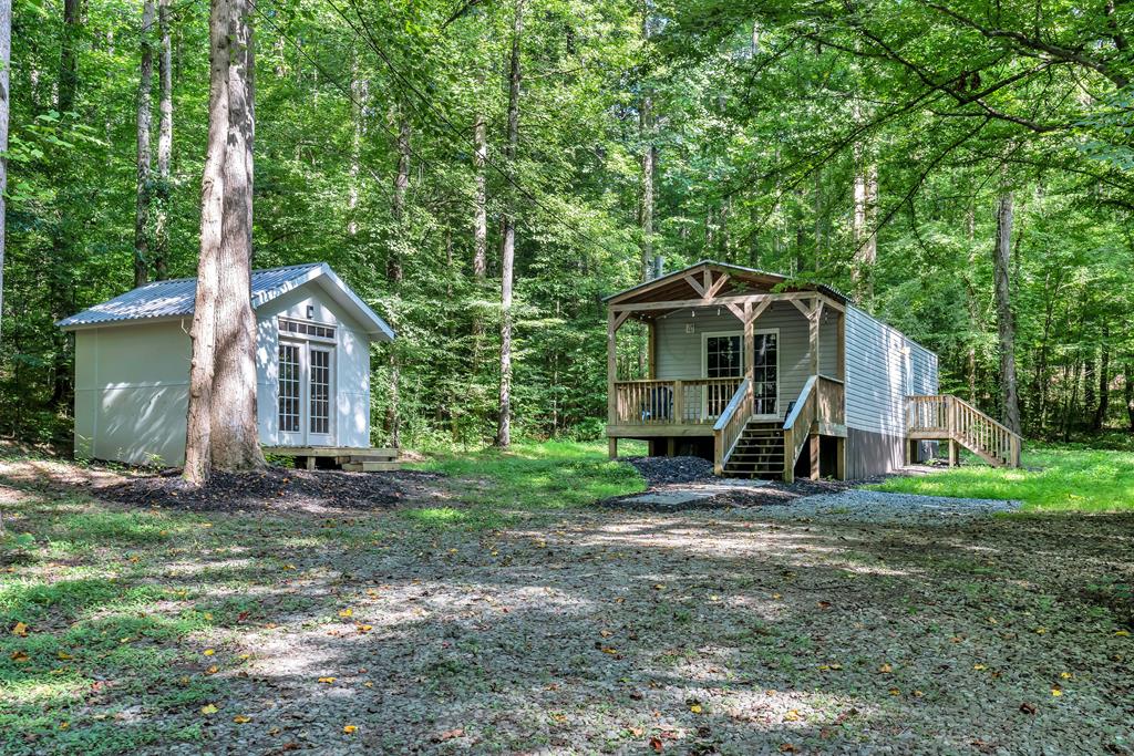 414 Twin Mountain Lake Circle