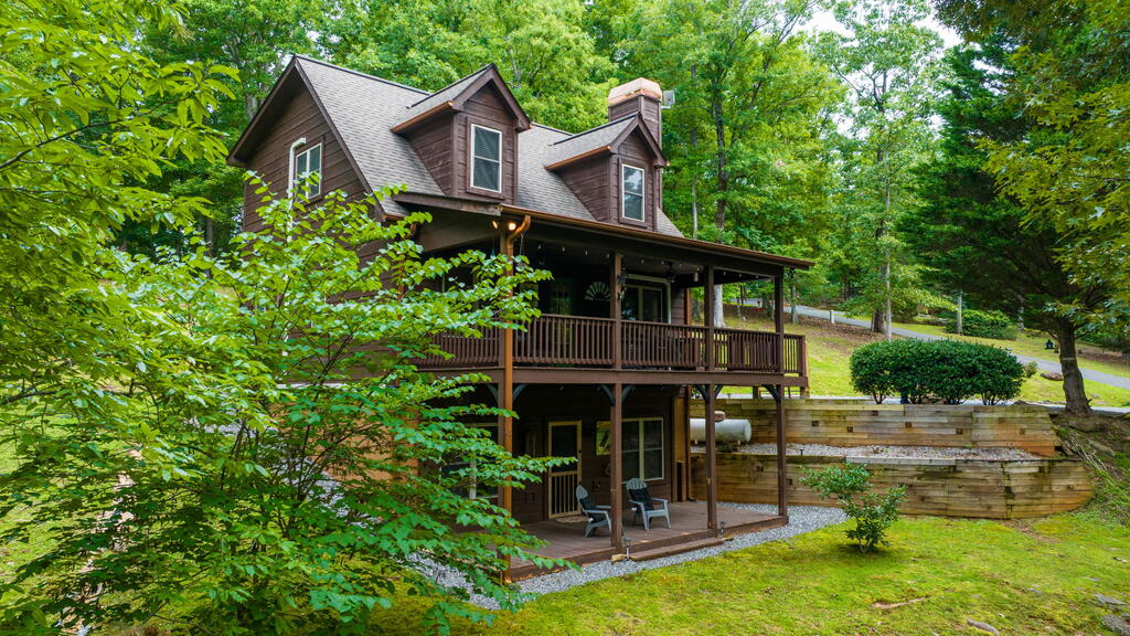 213 Echo Hill Drive