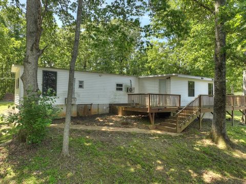 A home in Mccaysville