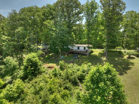 A home in Mccaysville