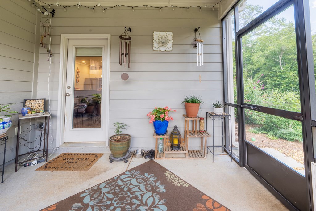 56 Highland Pointe Drive
