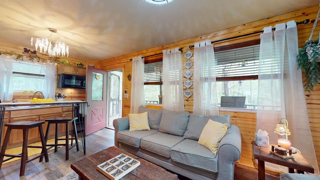 4692 Mitchell Cove Road