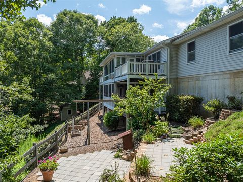 A home in Ellijay