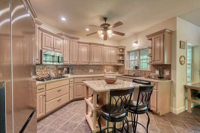 1136 Byers Road