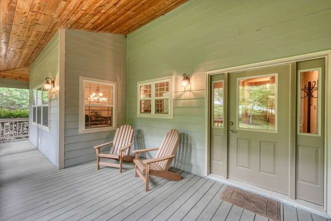 1136 Byers Road