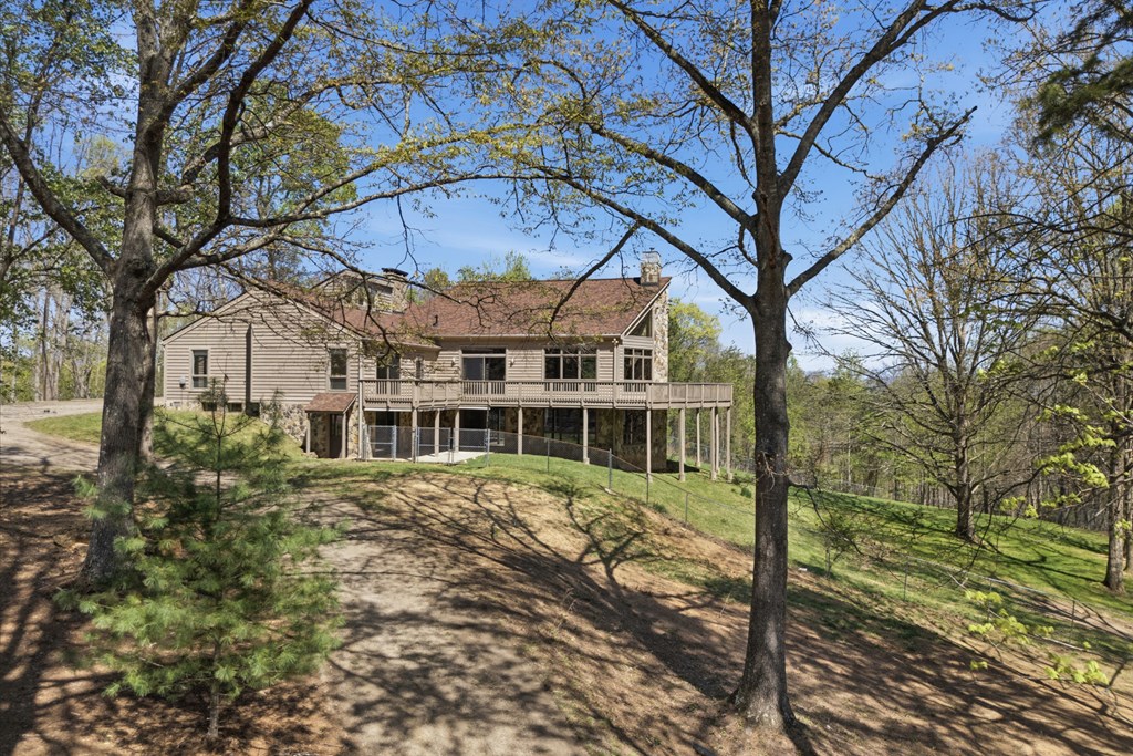 853 Caler Road