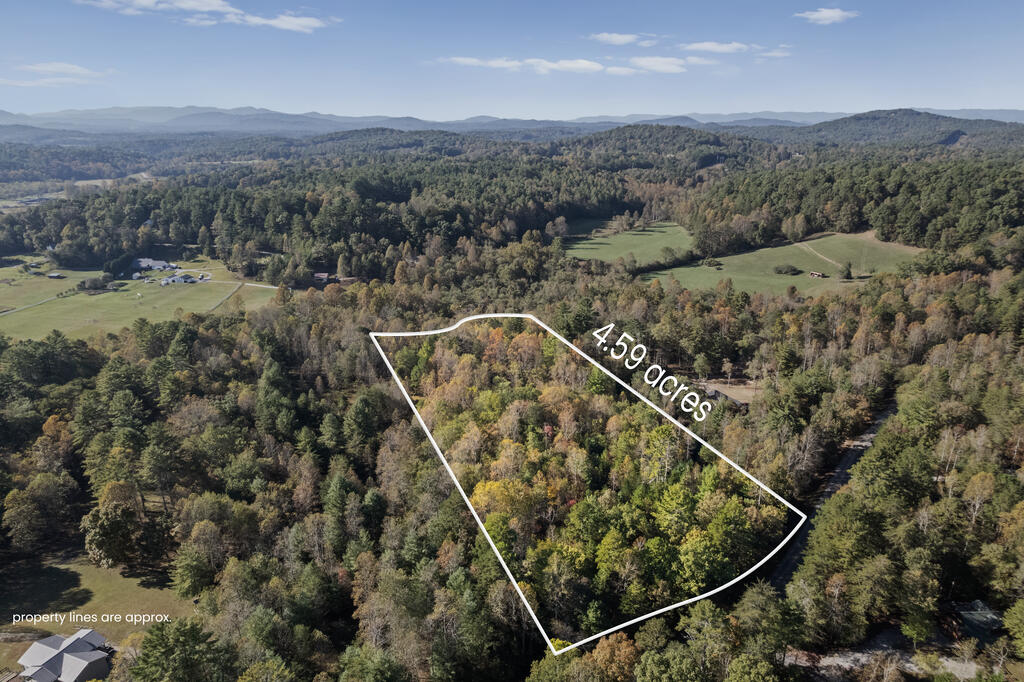 1077 Highland Trace