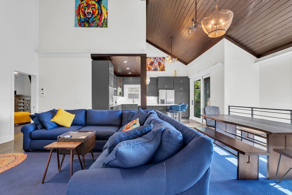 521 Lower Prince Mountain Road