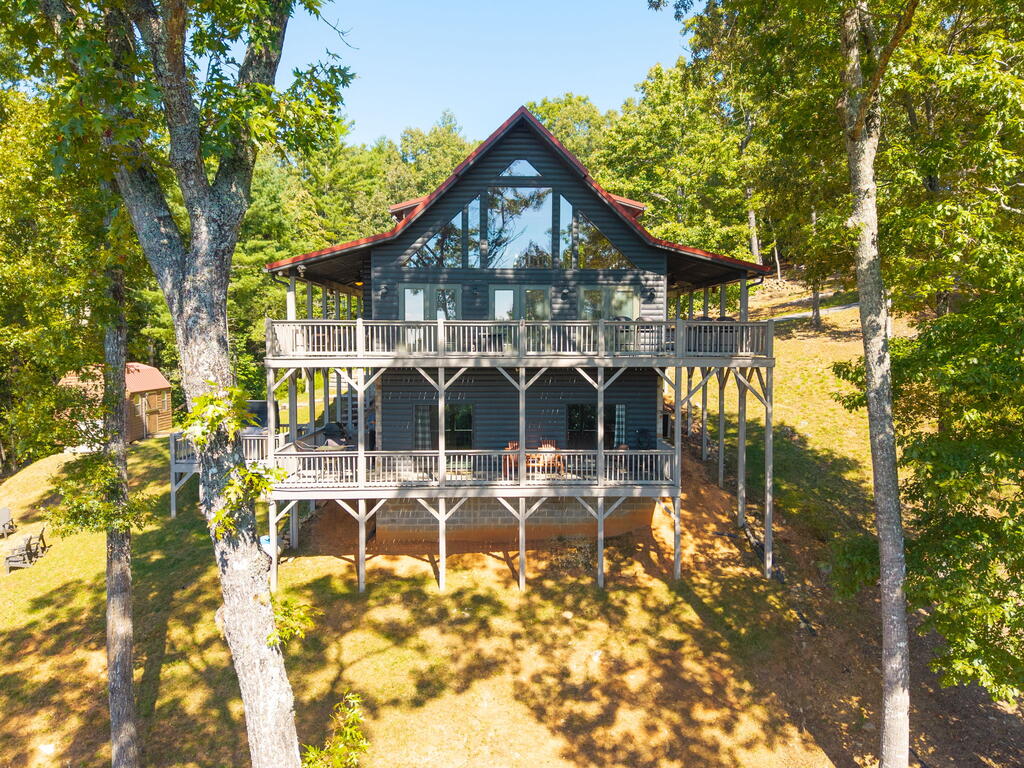 982 Sierra Circle