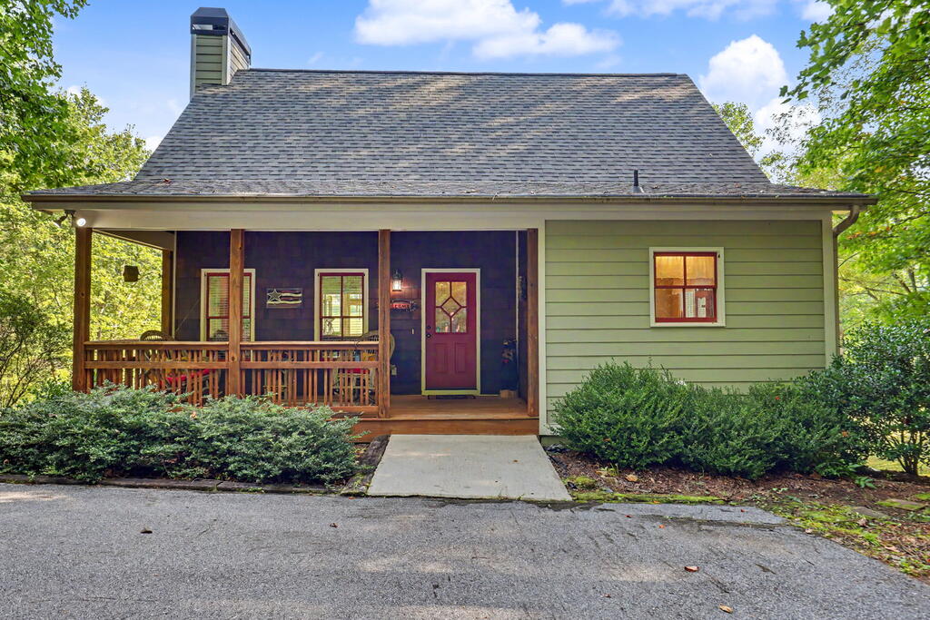 105 Evergreen Road
