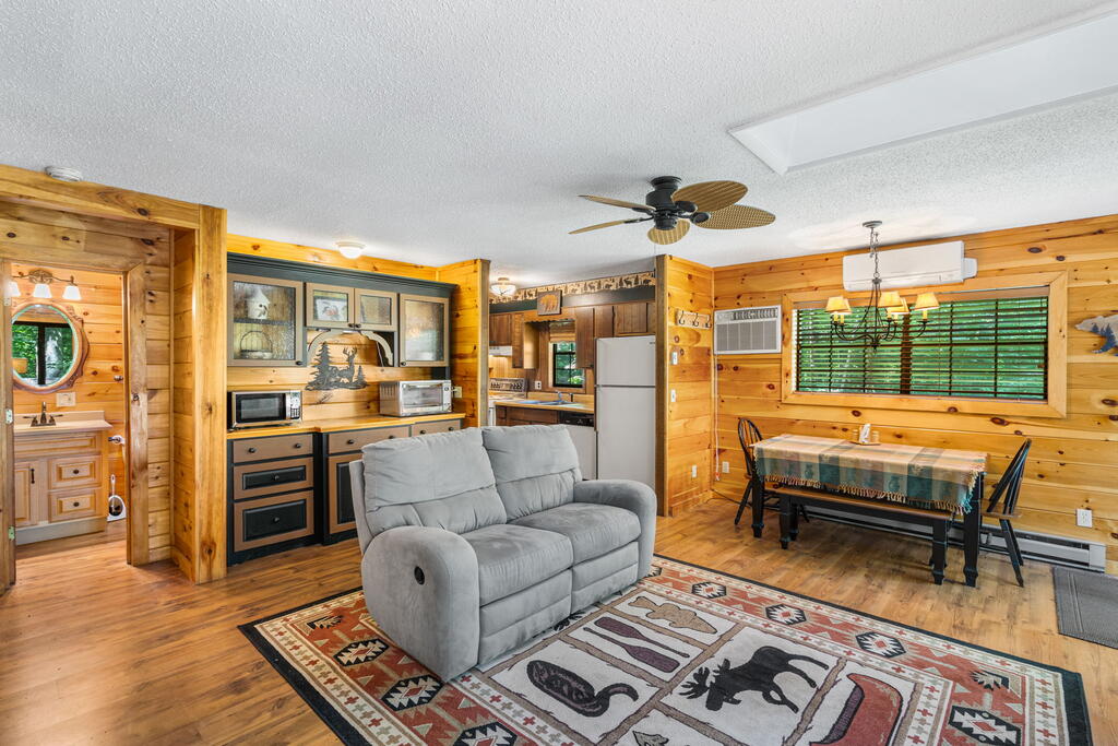 231 Dogwood Circle