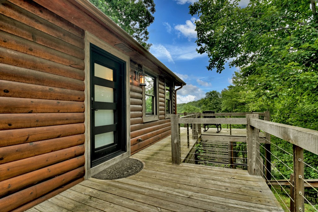 190 Toccoa Heights Road