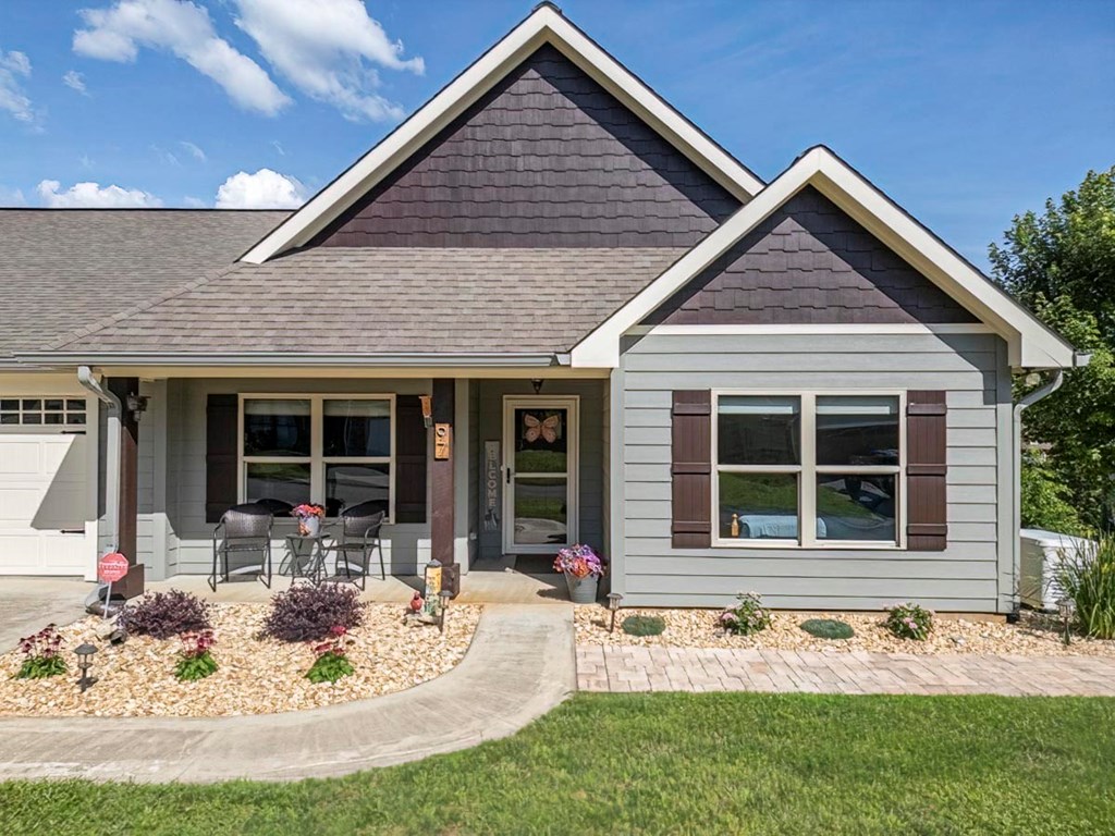 97 Lindsey Lane